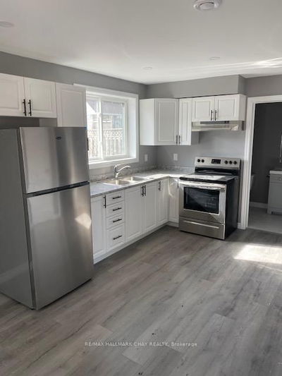 Unit 1, 2, C — 12 Dufferin St, Barrie - Sanford image-0-4
