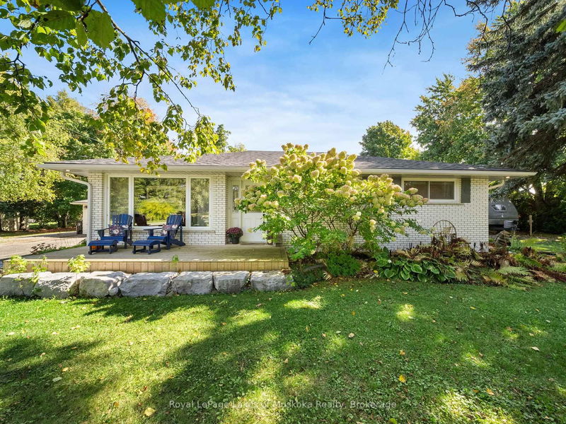 home for sale on 1859 Warminster Sideroad