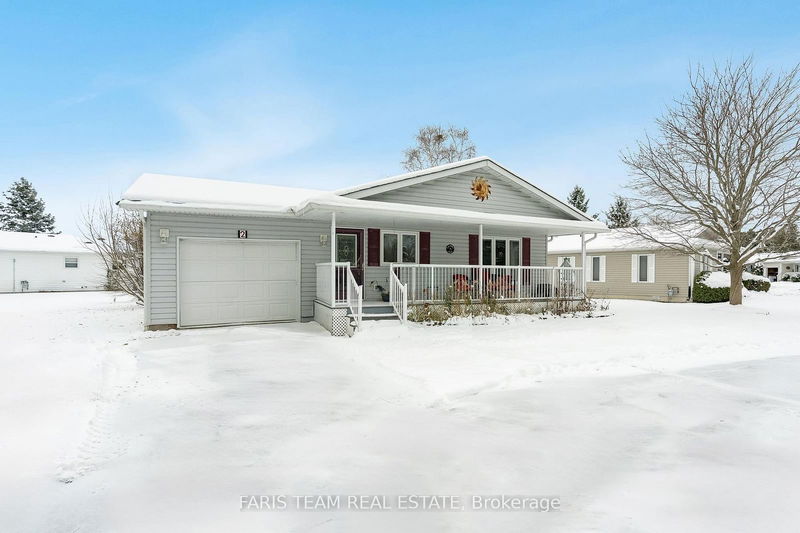 2 St James Pl, Wasaga Beach - Wasaga Beach image-0-0