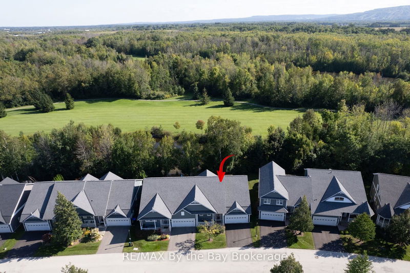 home for lease on 32 Green Briar Drive