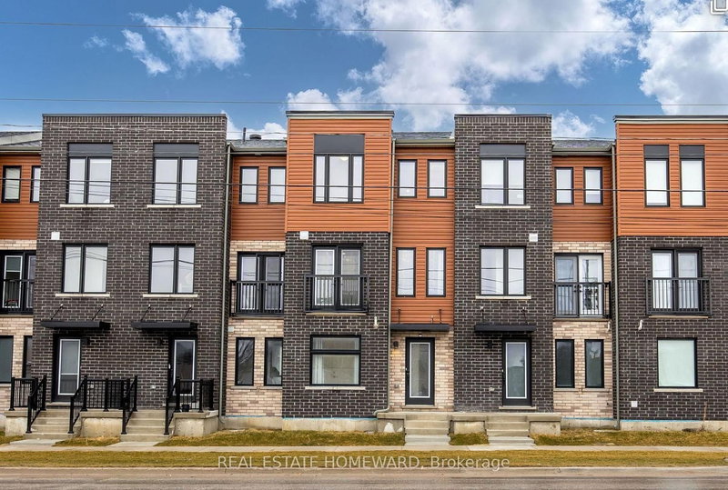 119 Fairlane Ave, Barrie, L9J 0M5 | Image 2