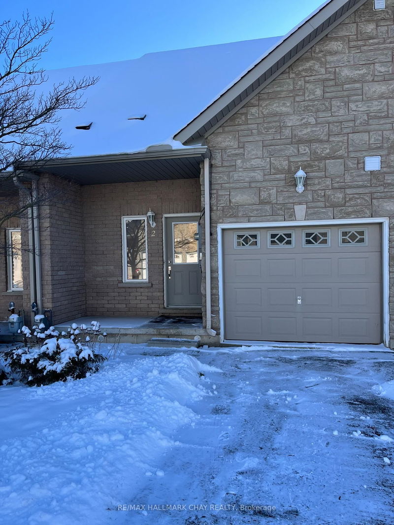 home for lease on 2-125 Huronia Road