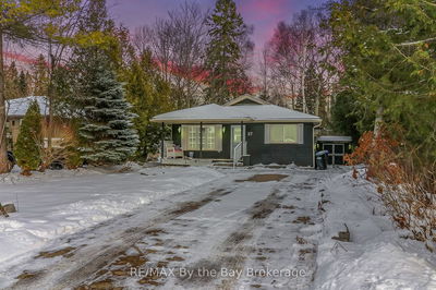 27 50th St, Wasaga Beach - Wasaga Beach