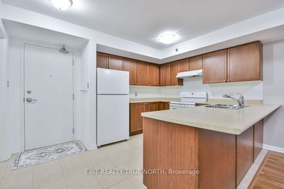 Unit 220 — 16 Westbury Rd, Wasaga Beach - Wasaga Beach image-0-3