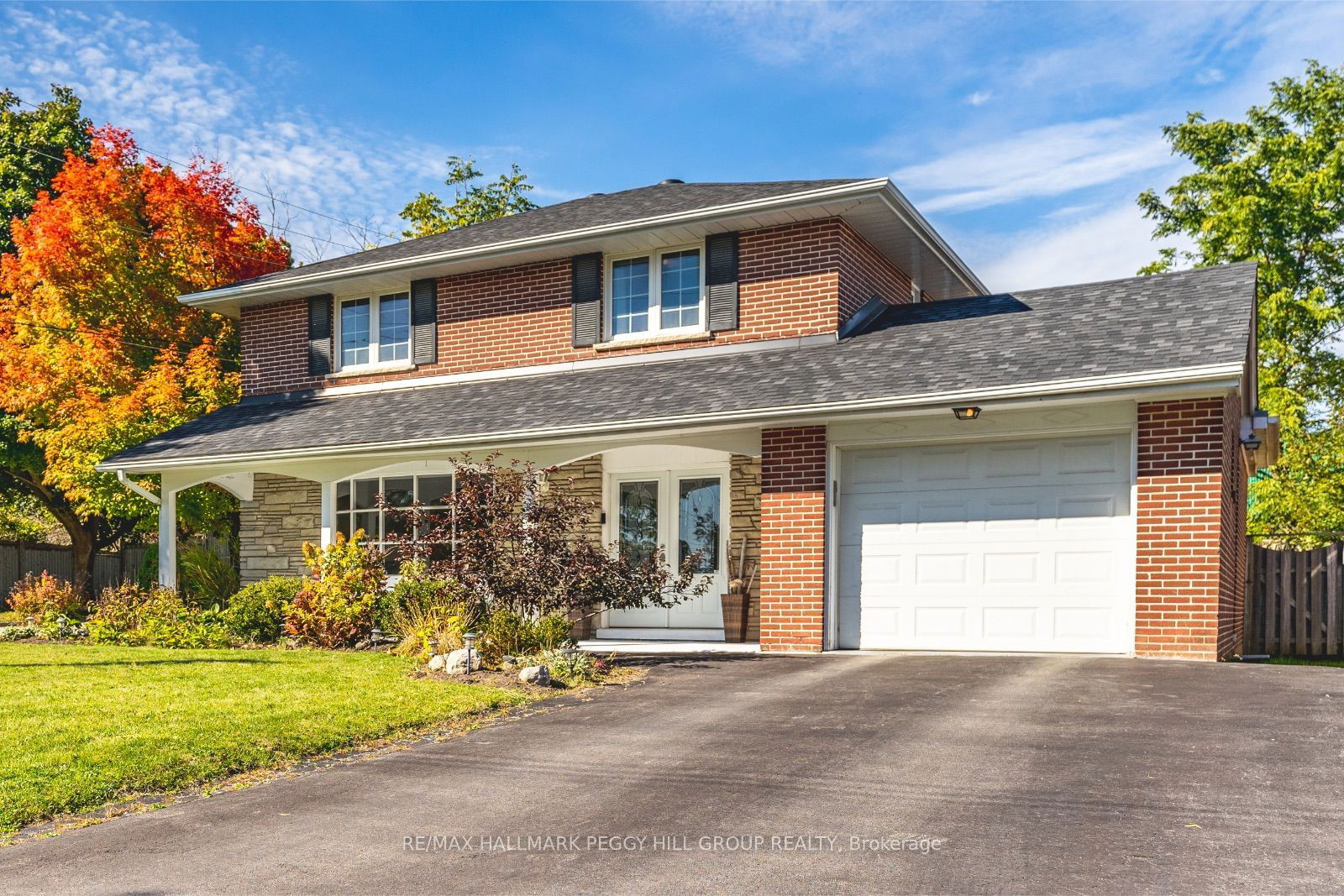 Building at 42 Ottaway Avenue, Barrie, Wellington