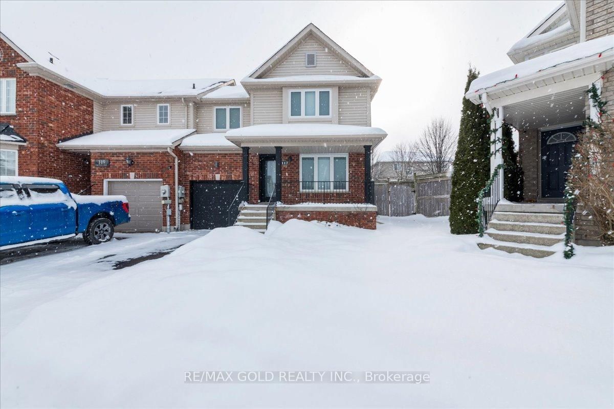 Townhouse leased at 117 Bentley Crescent, Barrie, 400 West, L4N 0Z1 - MLS: S11899214