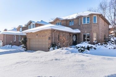 Detached House for lease at 24 Neelands Street, Barrie, West Bayfield, L4N 7A1 - MLS: S11902070