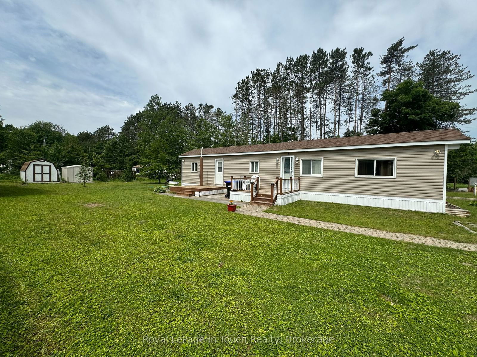 Building at 5263 Elliot Sideroad, Tay, Rural Tay