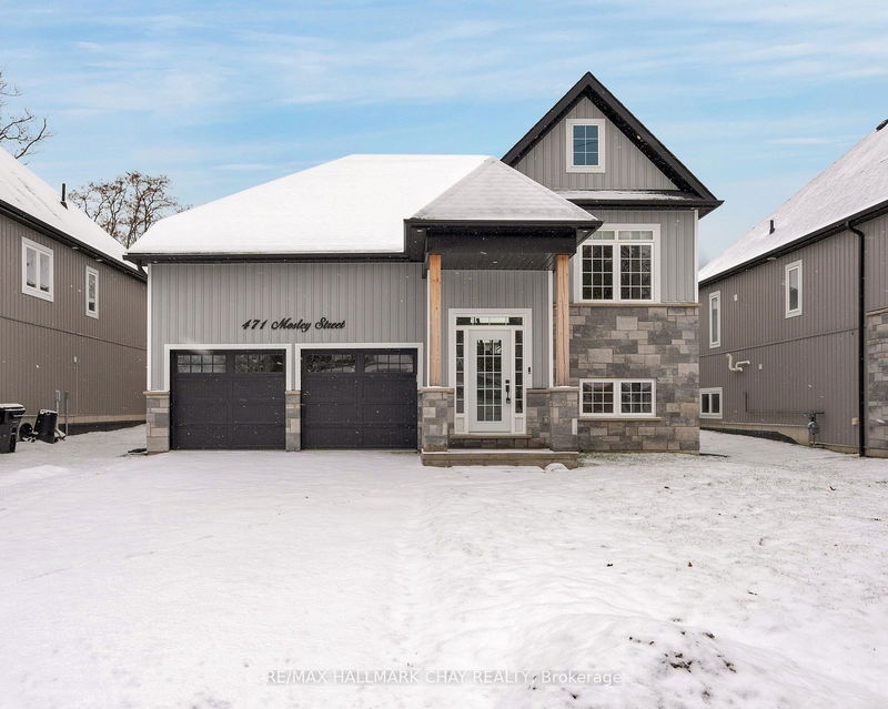home for sale on 471 Mosley Street