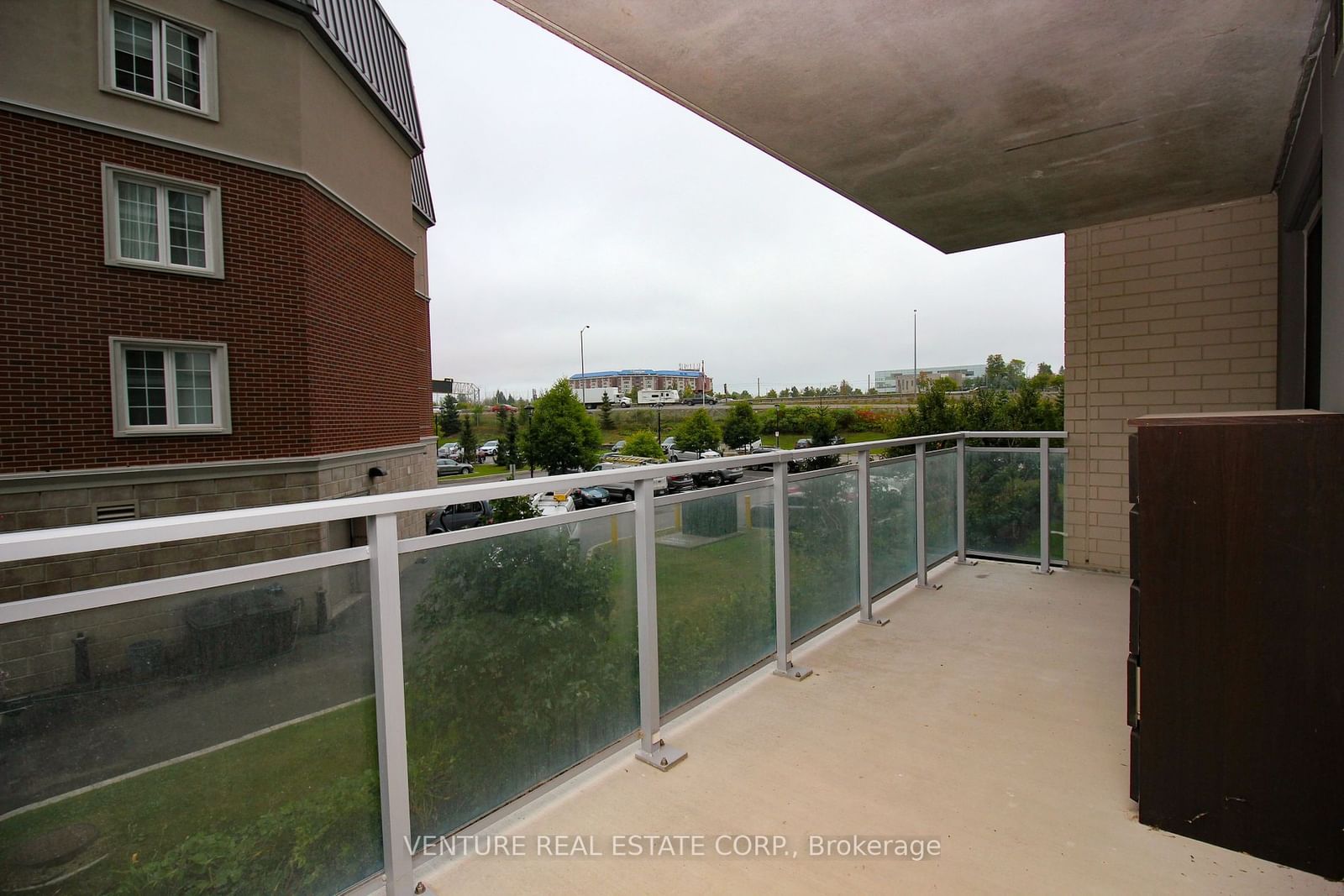 Listing Image 24