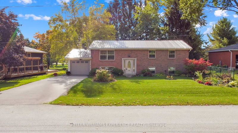 home for sale on 13 Jardine Crescent