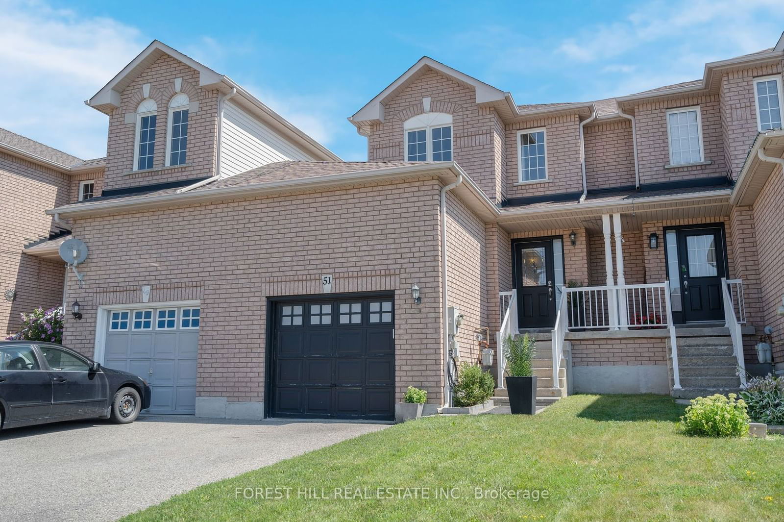 Townhouse sold at 51 Ridwell Street, Barrie, Edgehill Drive, L4N 0W8 - MLS: S11912574