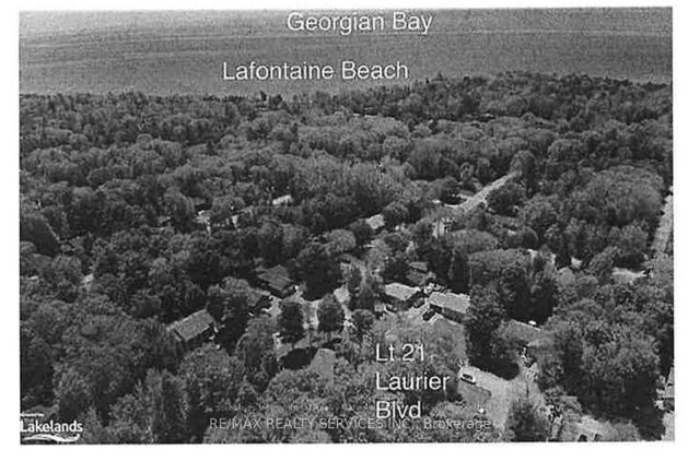 Lot 21 Laurier Boulevard