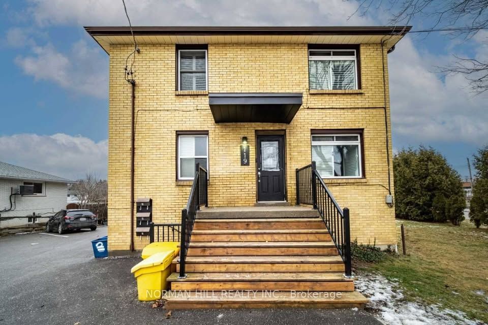 Building at 119 Grove Street, Barrie, Wellington