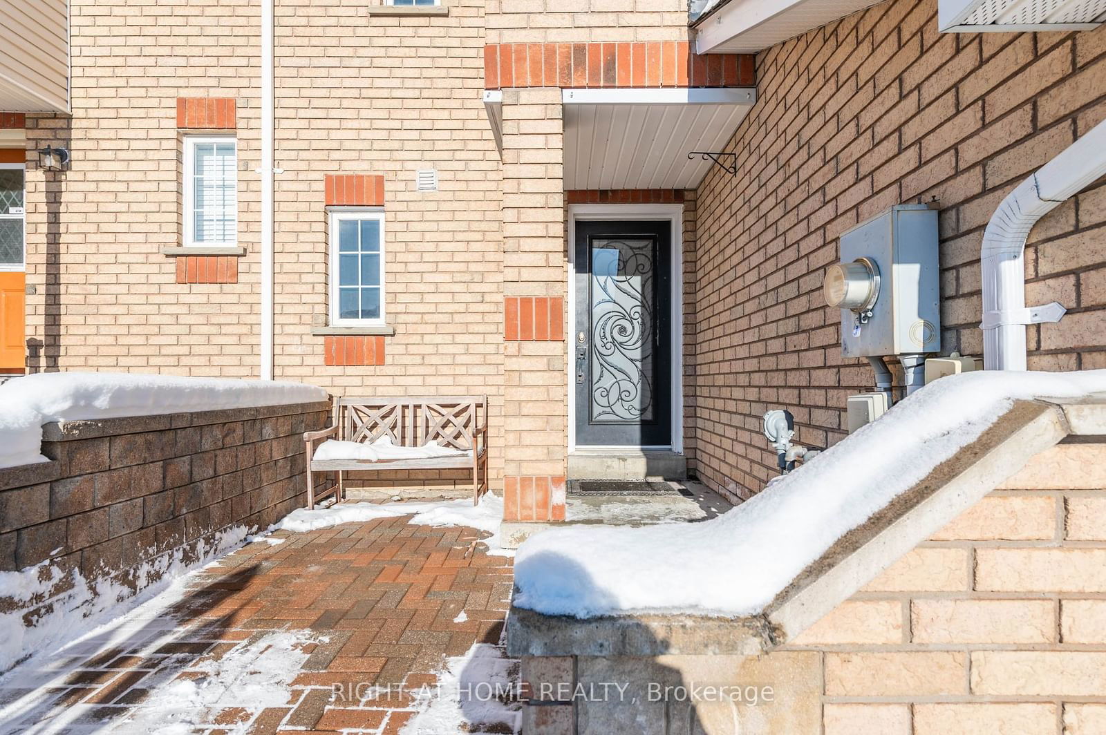 Townhouse for sale at 10 GADWALL Avenue, Barrie, Painswick South, L4N 8X6 - MLS: S11916577