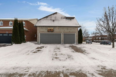 2 Spencer Dr, Barrie - Innis-Shore image-0-1