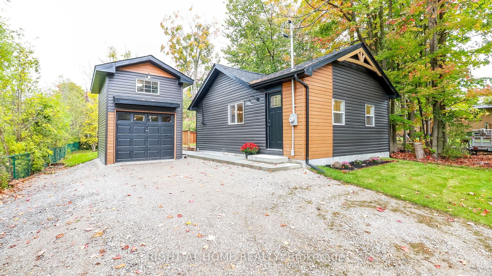 Detached House sold at 6 Blackman Boulevard, Oro-Medonte, Rural Oro-Medonte, L0L 1T0 - MLS: S11916929