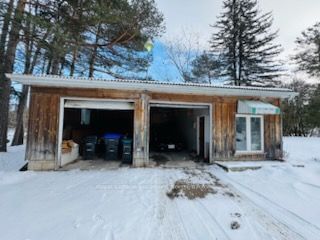 8717 Beachwood Rd, Wasaga Beach - Wasaga Beach image-0-1