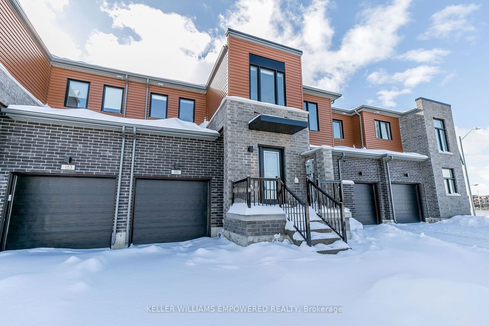 Townhouse for lease at 155 Gateland Drive, Barrie, Painswick South, L9J 0M5 - MLS: S11919979