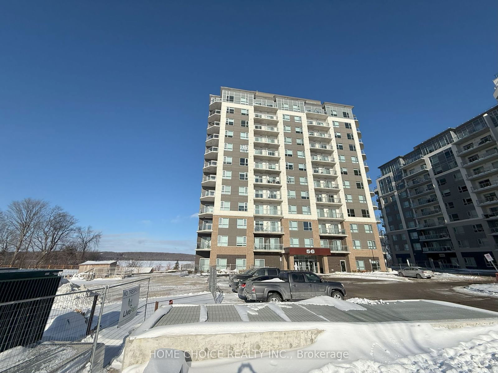 Condo for sale at 409-56 Lakeside Terrace, Barrie, Little Lake, L4M 0L4 - MLS: S11920054