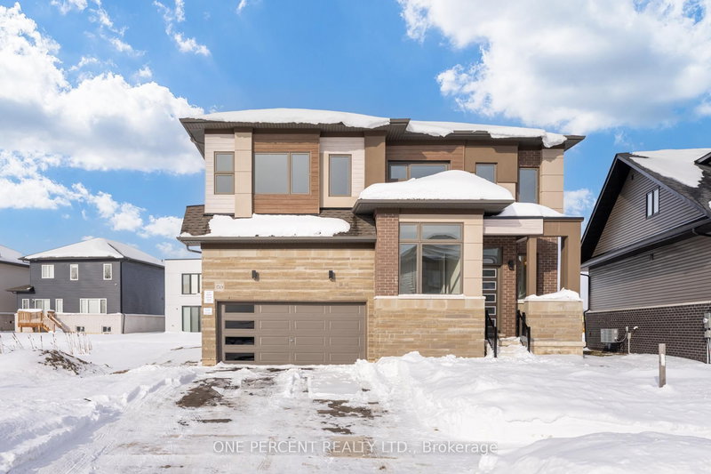 3769 Sunbank Cres, Severn, L3V 8N2 | Image 3