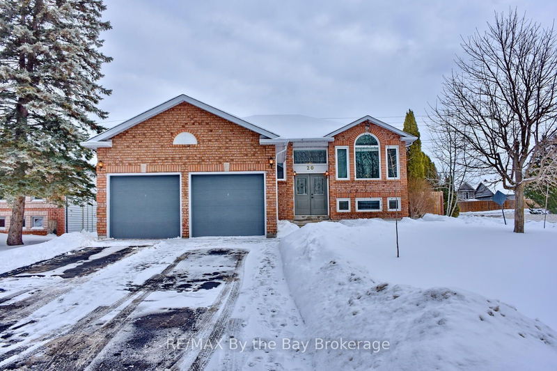 20 Leo Blvd, Wasaga Beach - Wasaga Beach image-0-0