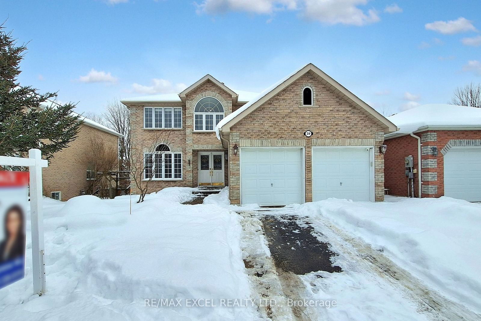 Detached House for sale at 39 Livia Herman Way, Barrie, East Bayfield, L4M 6X1 - MLS: S11923763