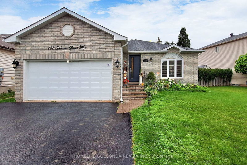 home for sale on 133 Hanmer Street W