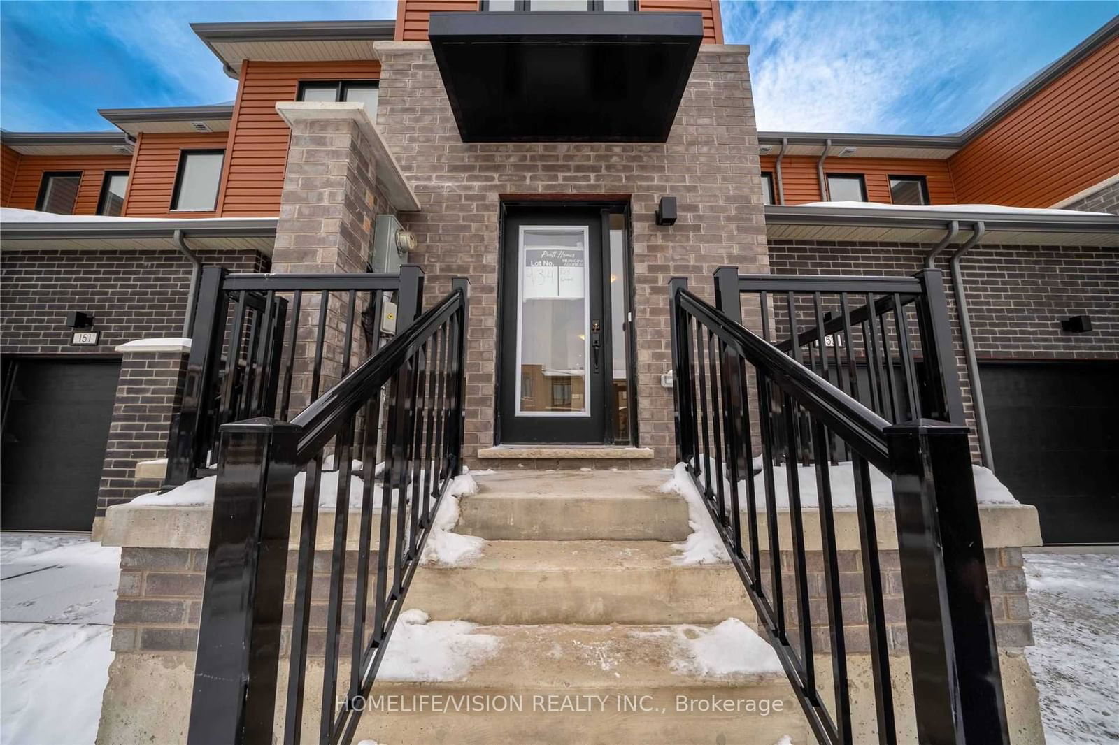 Townhouse for lease at 153 Gateland Drive, Barrie, Painswick South, L9J 0M5 - MLS: S11928003