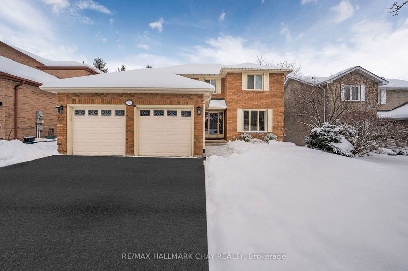 15 Callaghan Dr, Barrie - Letitia Heights image-0-0