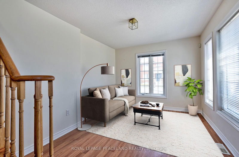home for lease on 32 Counsellor Terrace