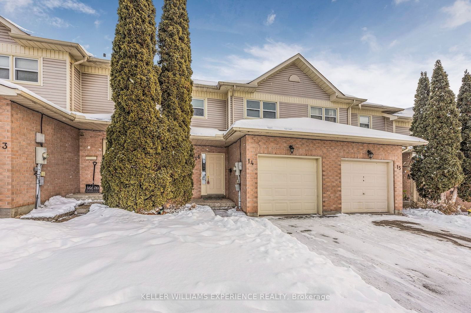 Townhouse for sale at #14-120 D'Ambrosio Drive, Barrie, Painswick North, L4N 7W3 - MLS: S11931254