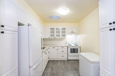 Unit 102 — 696 King St, Midland - Midland image-0-2