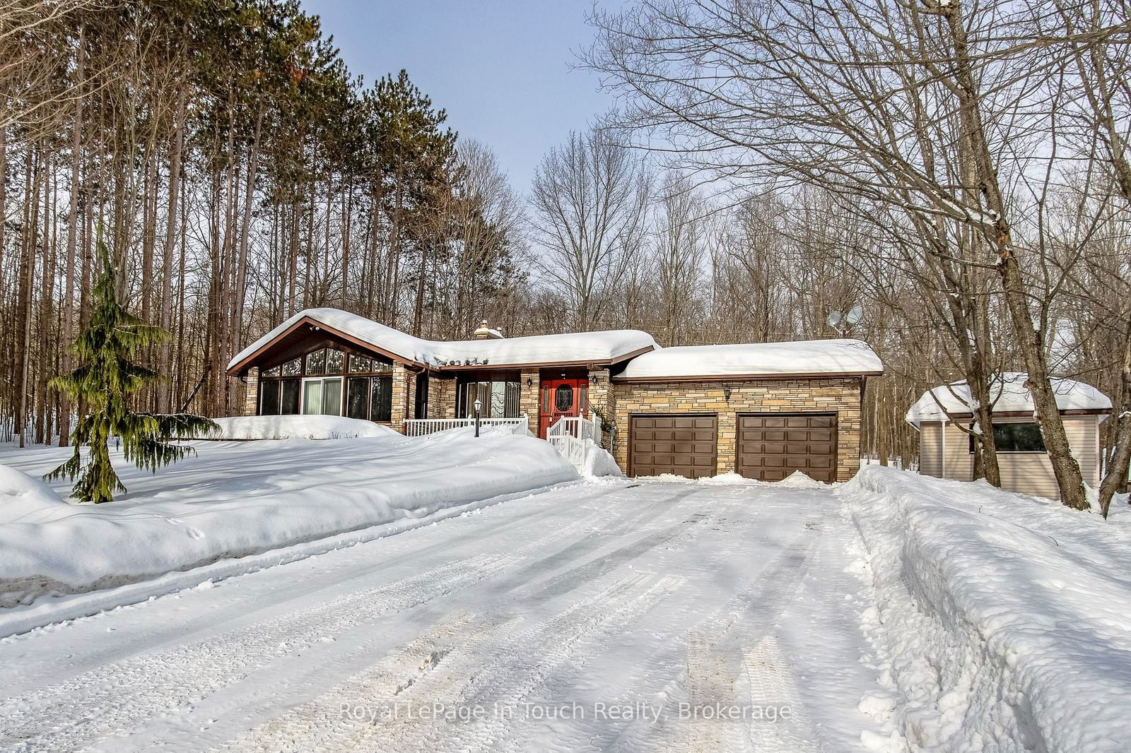 Detached House for sale at 61 BEAUFORT Crescent, Tiny, Rural Tiny, L9M 0B8 - MLS: S11933525