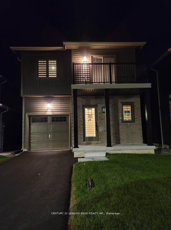 Detached House for lease at 29 Koda Street, Barrie, Holly, L9J 0H7 - MLS: S11934040