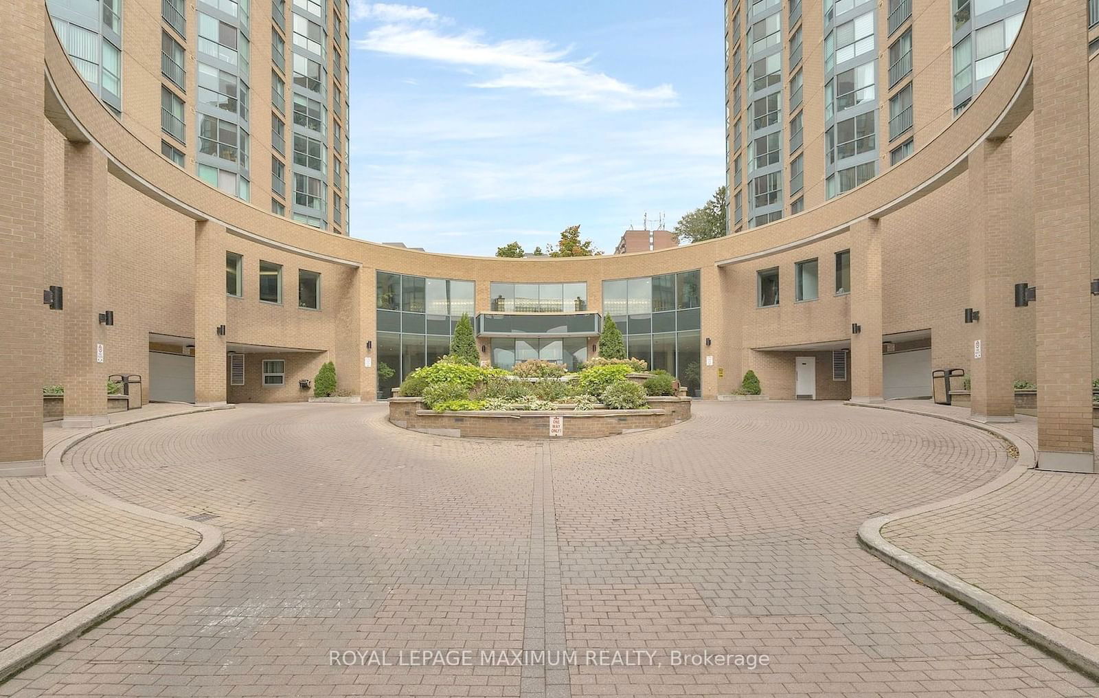 Condo for sale at 601-150 Dunlop Street, Barrie, City Centre, L4M 6H1 - MLS: S11934708