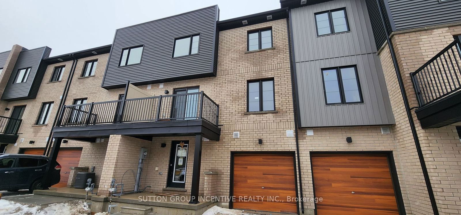 Townhouse for lease at 35 Wagon Lane, Barrie, Rural Barrie Southeast, L9J 0V4 - MLS: S11934776