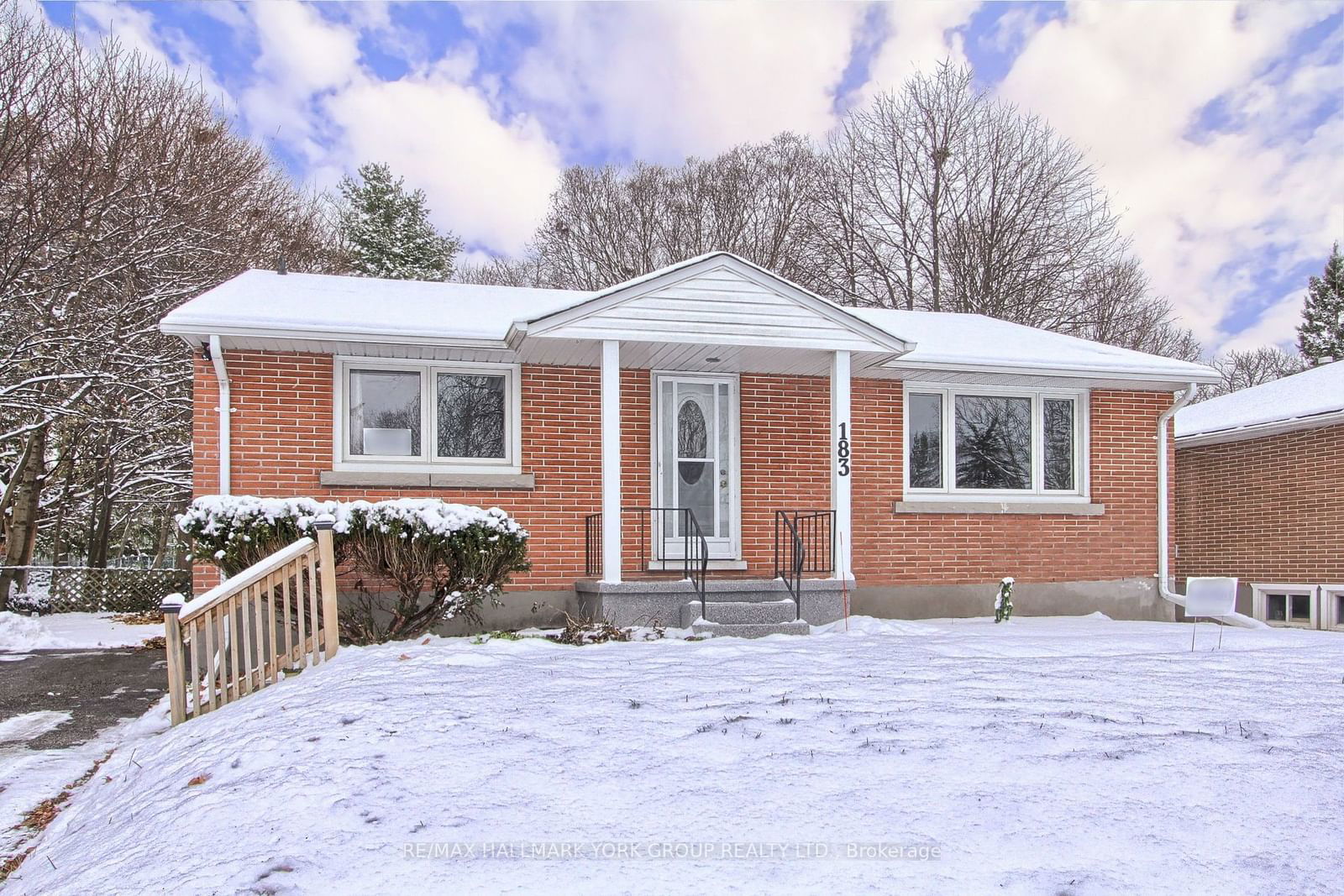 Detached House leased at 183 Wellington Street, Barrie, Wellington, L4M 2C7 - MLS: S11935489