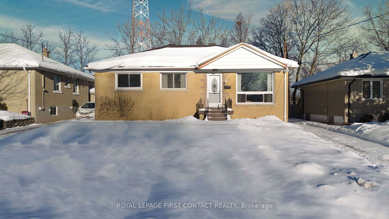 home for sale on 8 Agnes Street