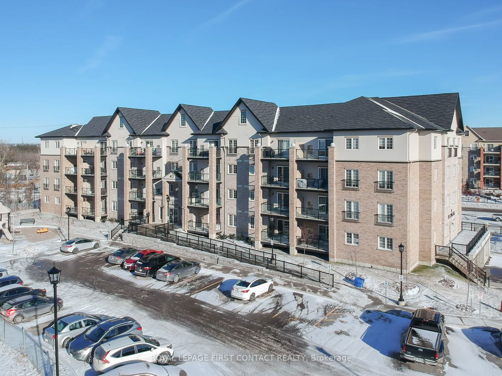 Condo leased at 401-40 Ferndale Drive, Barrie, Ardagh, L4N 9V5 - MLS: S11937148