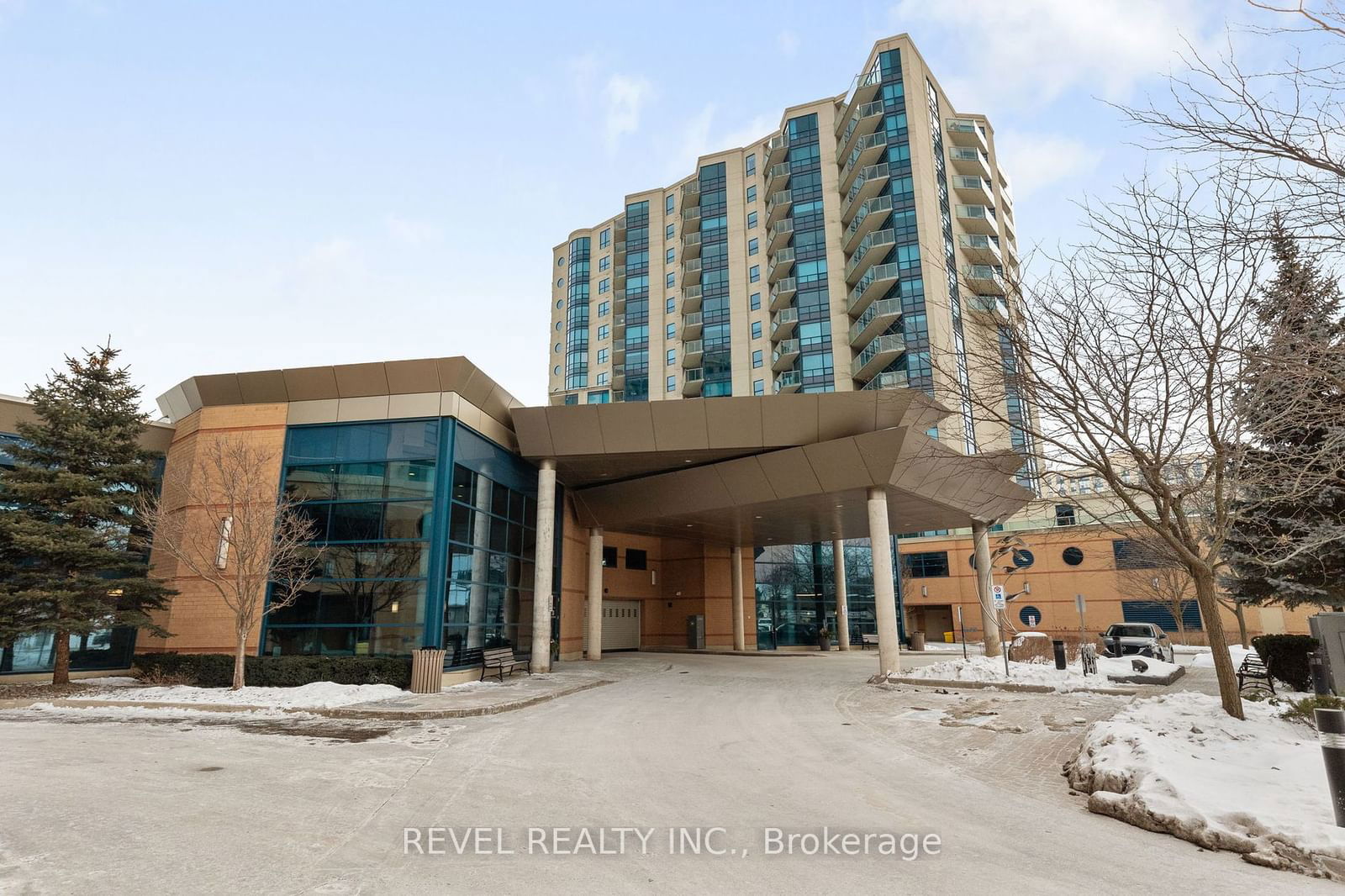 Condo for sale at 811-33 Ellen Street, Barrie, City Centre, L4N 6E9 - MLS: S11938311