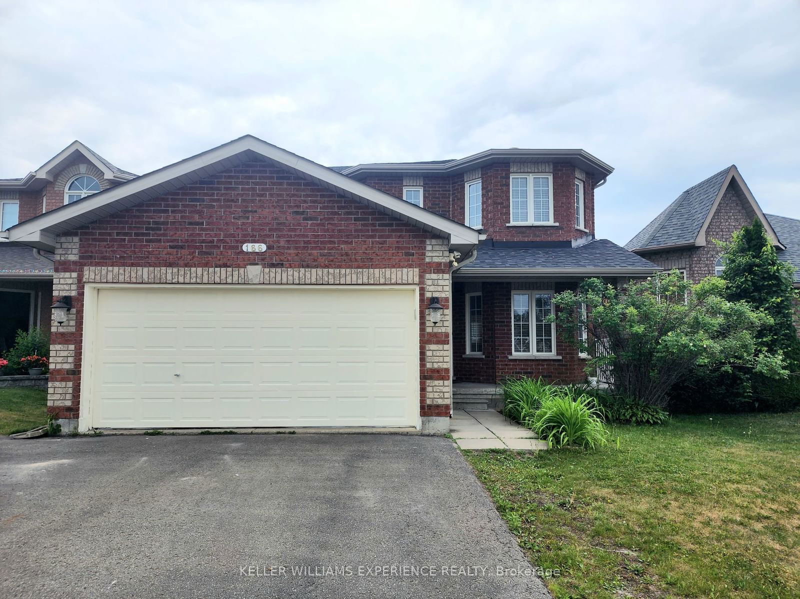 Detached House for lease at 166 Madelaine Drive, Barrie, Painswick South, L4N 0S7 - MLS: S11938740