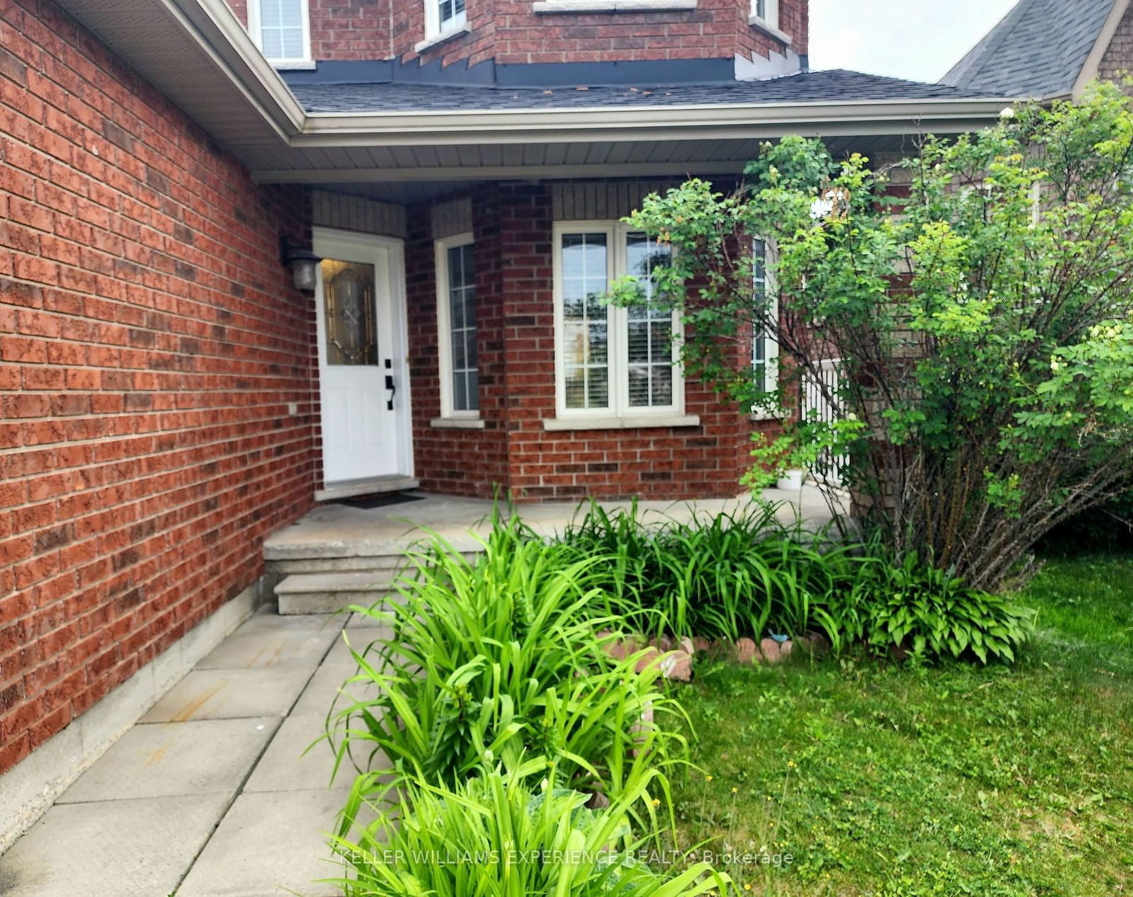 Detached House for lease at 166 Madelaine Drive, Barrie, Painswick South, L4N 0S7 - MLS: S11938740