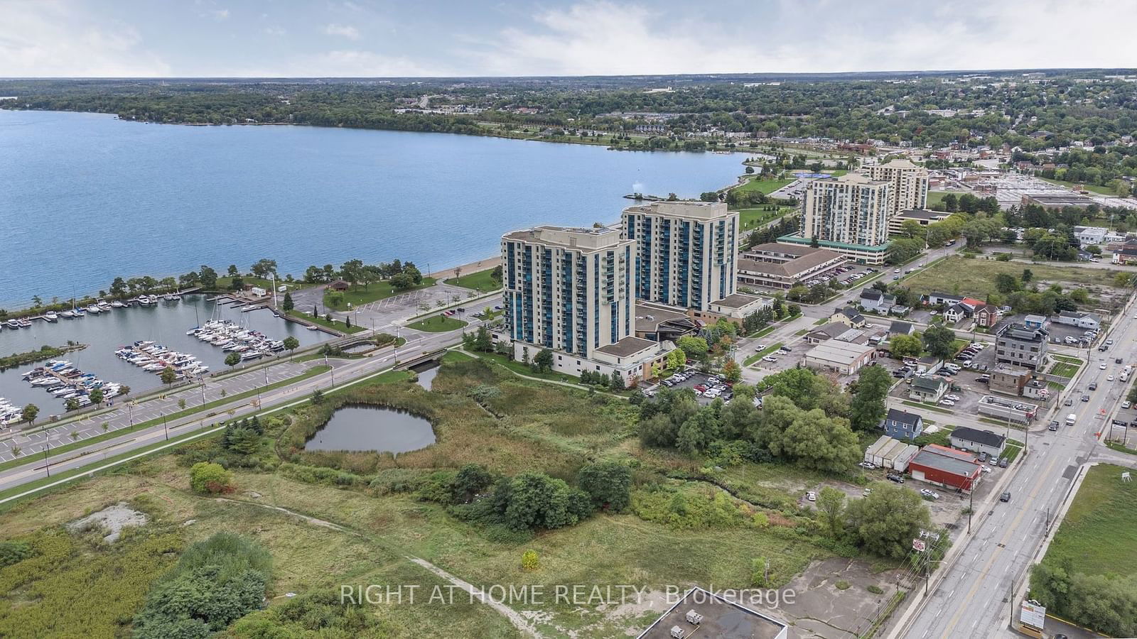 Condo for sale at 401-2 Toronto Street, Barrie, Lakeshore, L4N 9R2 - MLS: S11938747