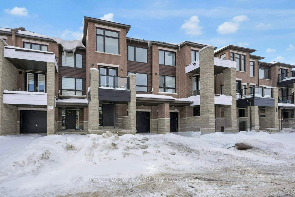 Townhouse for sale at 21 Red Maple Lane, Barrie, Innis-Shore, L9J 0N4 - MLS: S11938967