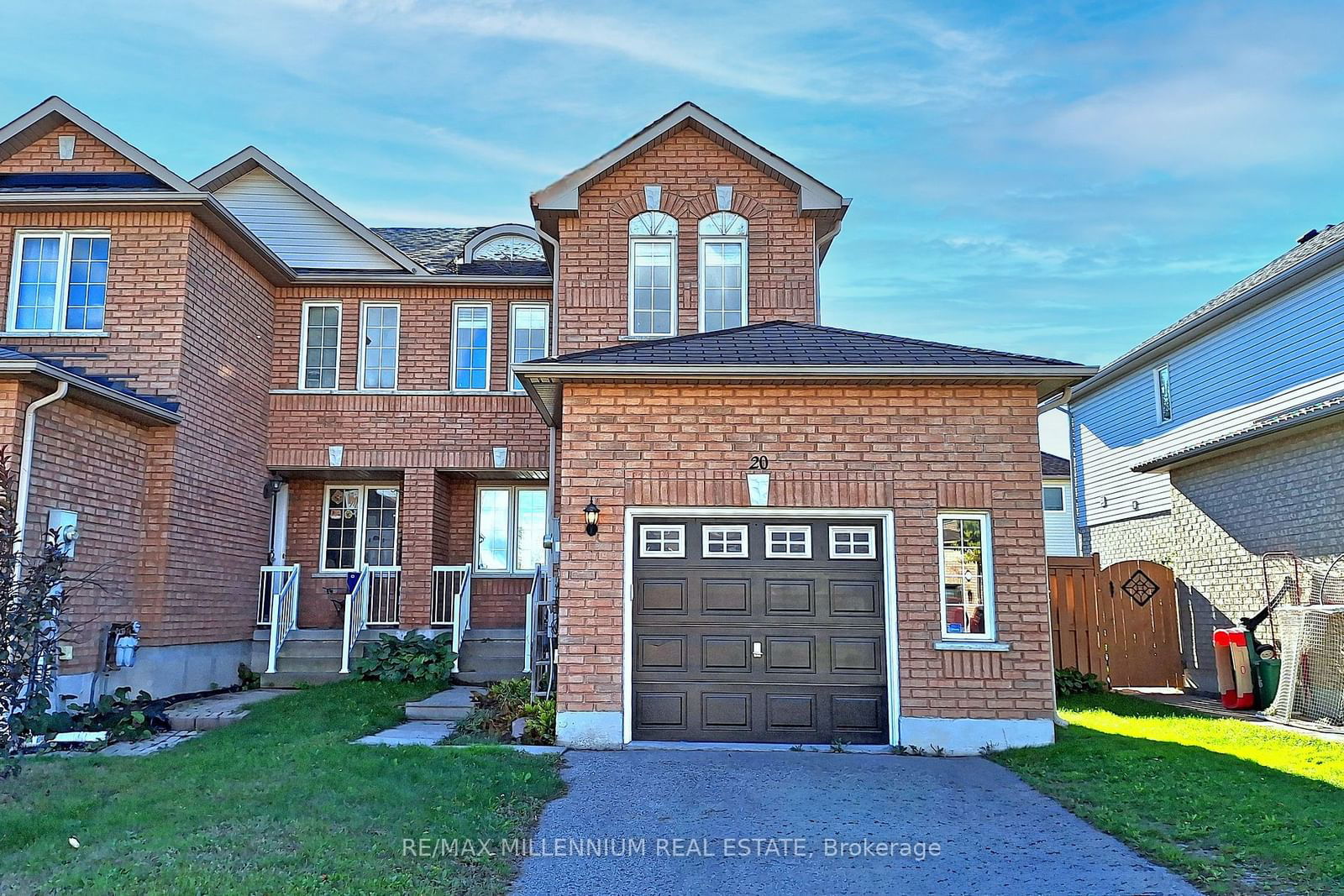 Townhouse for sale at 20 Coleman Drive, Barrie, 400 West, L4N 0R4 - MLS: S11941645