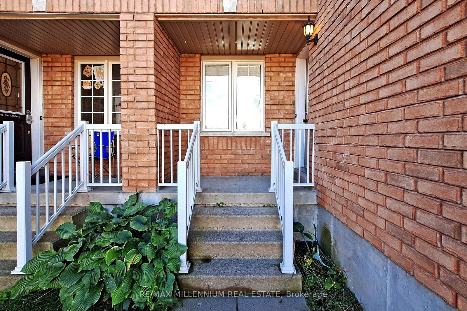 Townhouse for sale at 20 Coleman Drive, Barrie, 400 West, L4N 0R4 - MLS: S11941645