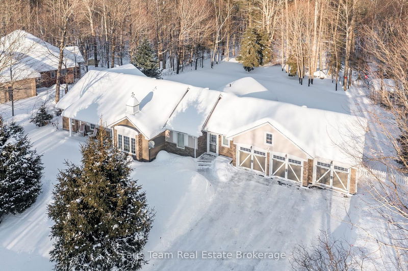 220 Gilwood Park Dr, Penetanguishene - Penetanguishene image-0-0