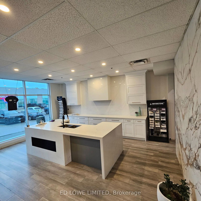 M - 570 Bryne Dr, Barrie, L4N 9P6 | Image 2