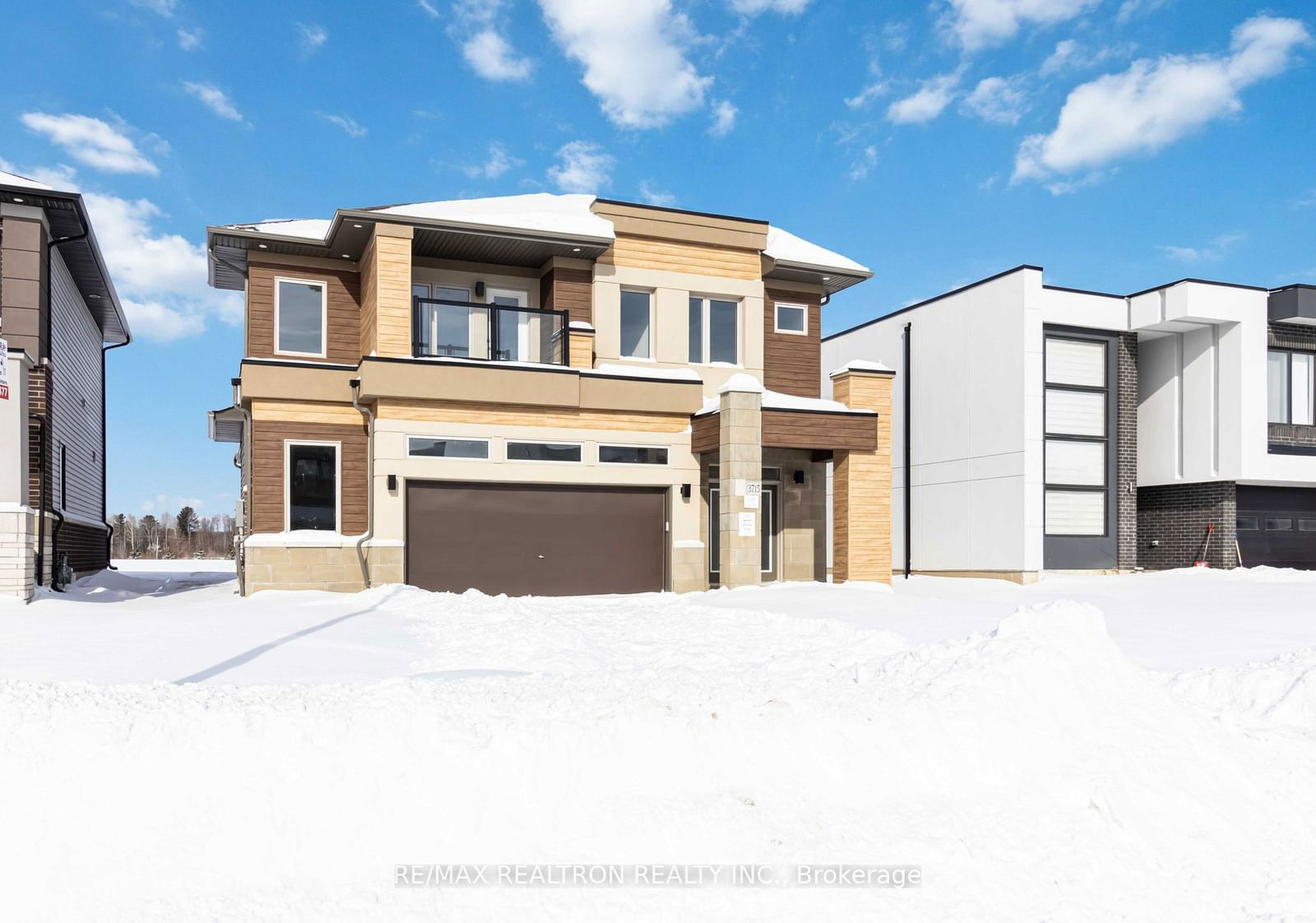 Detached House for sale at 3715 Quayside Drive, Severn, West Shore, L3V 8M9 - MLS: S11945180